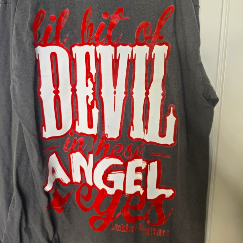 Gray Graphic Tee with Red and White Print